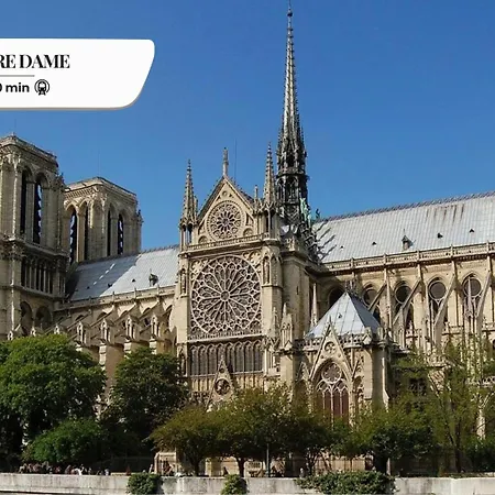 582 Pretty Pigalle - Superbe A *